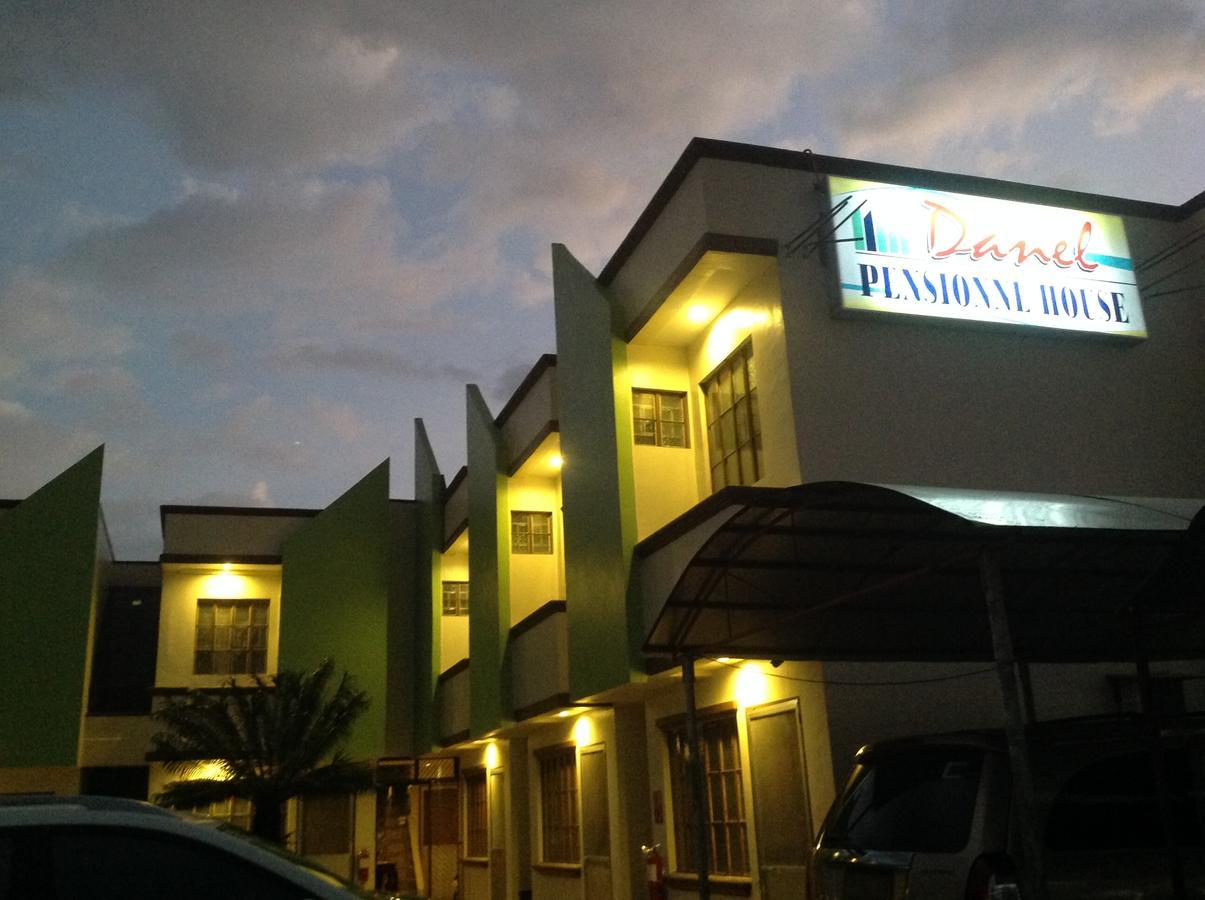 טקלובן Danel Pensionne House מראה חיצוני תמונה